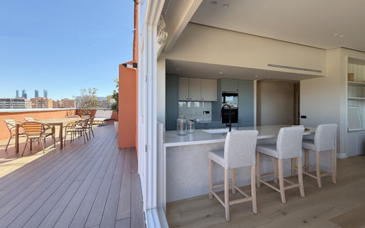 Ref: 47038 . Ático con vistas a la Sierra