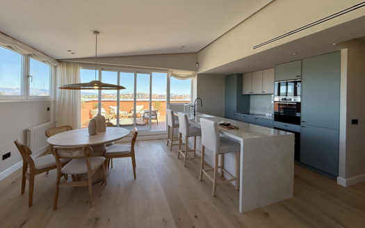 Ref: 47038 . Ático con vistas a la Sierra