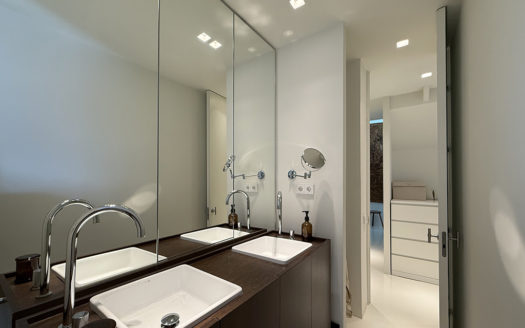 Ref: 47328 . Piso ático muy luminoso