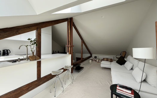 Ref: 47328 . Piso ático muy luminoso