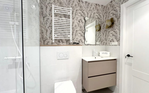 Ref: 47842 . Terraza