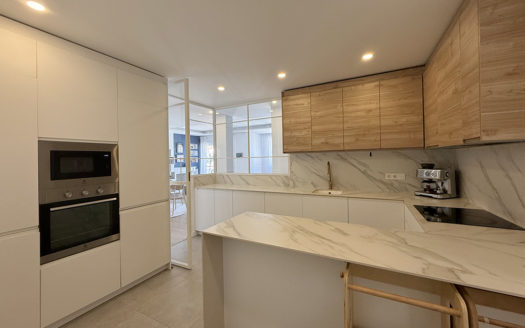 Ref: 47750 . Terraza . Luminoso