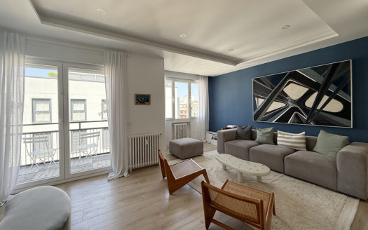 Ref: 47750 . Terraza . Luminoso