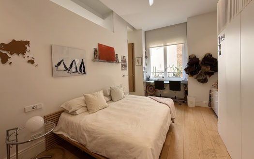 Ref: 48052 . Dos apartamentos independientes