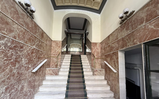 Ref: 48052 . Dos apartamentos independientes