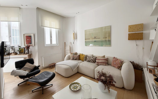 Ref: 48052 . Dos apartamentos independientes